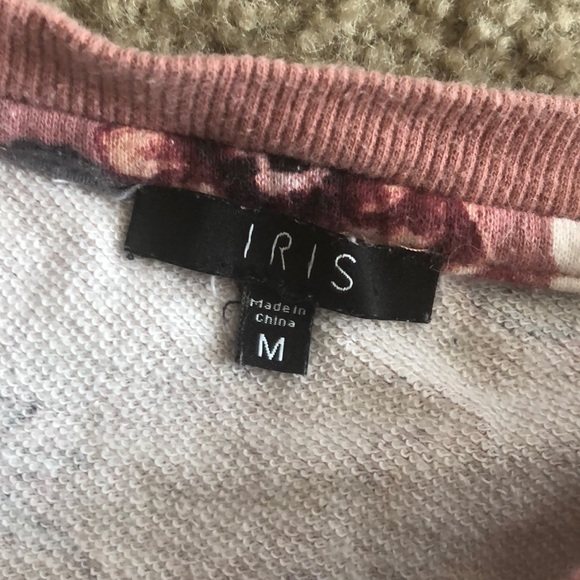 Pink Sweater - Picture 3 of 4